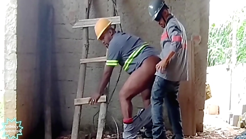 Outdoor interracial sex for a black and ebony hottie