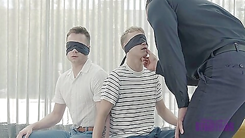 Two blonde teen sluts and a brunette slut doing a threesome